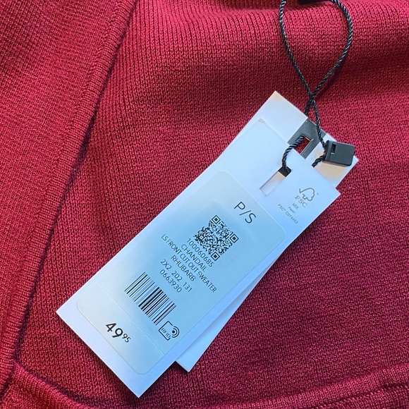 Red cutout sweater - Picture 2 of 2